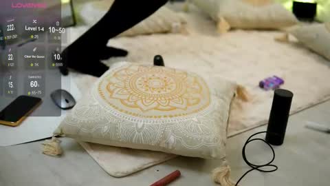 Julia online show from 03-16-26, 05:44