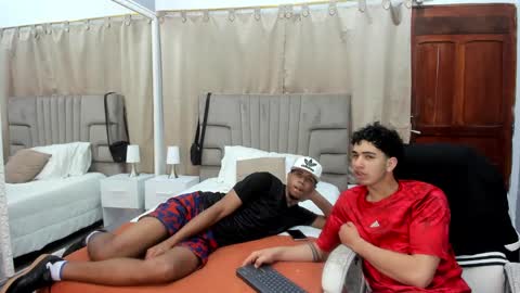 Snapshot of julian_billy chatting on 01-05-25, 02:41 julian billy online show from 01-05-25, 02:41