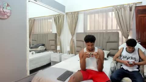 Snapshot of julian_billy chatting on 01-07-25, 05:42 julian billy online show from 01-07-25, 05:42