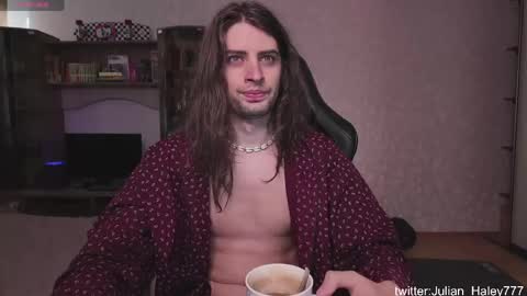 Snapshot of julian_cassablanca chatting on 04-23-26, 03:30 julian_cassablanca online show from 04-23-26, 03:30