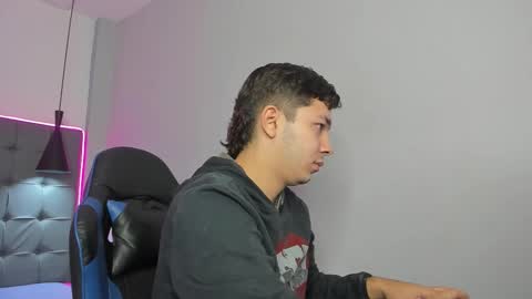 julian_smith21 online show from 02-26-26, 12:15