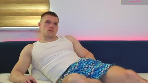 Snapshot of julian_turner chatting on 05-18-26, 01:06 julian_turner online show from 05-18-26, 01:06