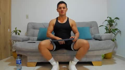 Snapshot of julian_wallace chatting on 12-07-24, 01:14 julian_wallace online show from 12-07-24, 01:14