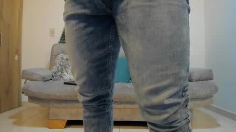 Snapshot of julian_wallace chatting on 01-09-25, 02:22 julian_wallace online show from 01-09-25, 02:22