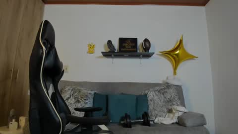 Snapshot of julian_wallace chatting on 09-10-25, 03:06 julian_wallace online show from 09-10-25, 03:06