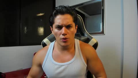 julian_wallace online show from 02-03-26, 10:59