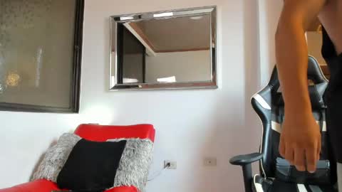 julian_wallace online show from 04-14-26, 05:30