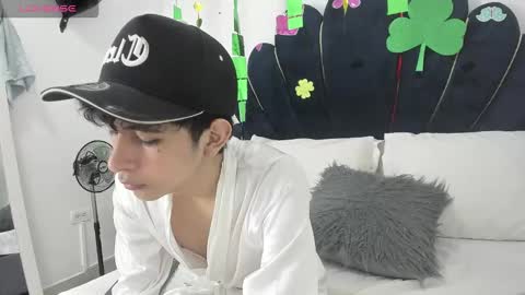 Julian online show from 03-04-26, 07:20