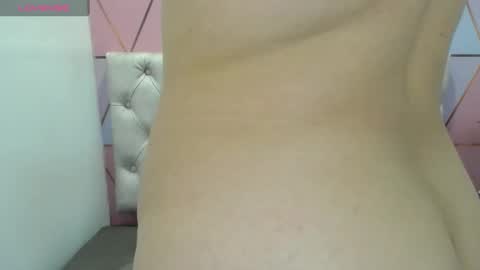 Snapshot of juliana_boobx chatting on 01-21-25, 02:26 Juli online show from 01-21-25, 02:26