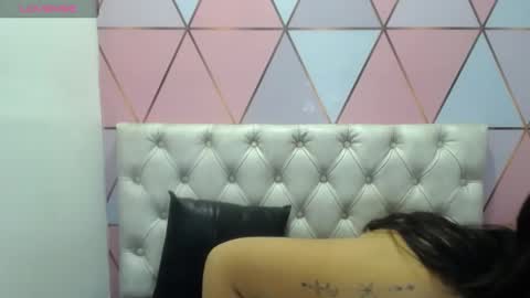 Snapshot of juliana_boobx chatting on 03-08-25, 11:27 Juli online show from 03-08-25, 11:27
