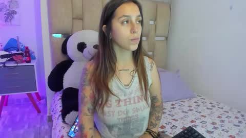 JulianaCarter online show from 12-02-25, 04:24