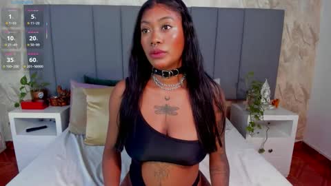 juli online show from 11-04-25, 01:05