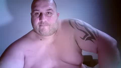 Juliano online show from 10-24-25, 02:08