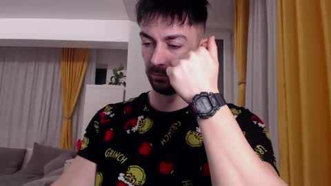 Snapshot of julianroyce chatting on 02-01-26, 04:05 JulianRoyce online show from 02-01-26, 04:05