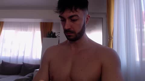 Snapshot of julianroyce chatting on 02-27-26, 06:46 JulianRoyce online show from 02-27-26, 06:46