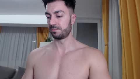 Snapshot of julianroyce chatting on 03-07-26, 12:07 JulianRoyce online show from 03-07-26, 12:07