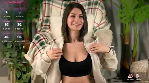 Snapshot of juliarichard chatting on 03-04-26, 08:09 Julie online show from 03-04-26, 08:09