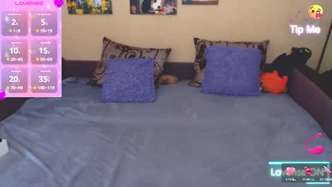 Snapshot of juliasane_ chatting on 07-06-26, 11:07 Jul online show from 07-06-26, 11:07