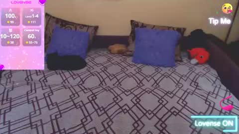 Snapshot of juliasane_ chatting on 07-07-26, 07:45 Jul online show from 07-07-26, 07:45