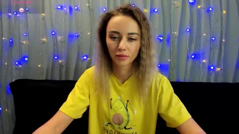 Yulya online show from 11-14-25, 03:16