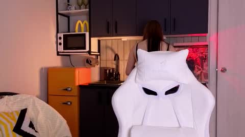 julidropp online show from 12-03-25, 06:06