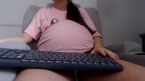 Julie bunny online show from 04-22-26, 11:34