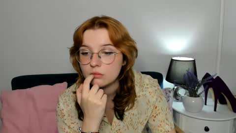 juliegentle online show from 07-28-26, 06:20