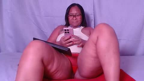 julielove1 online show from 04-26-26, 04:32
