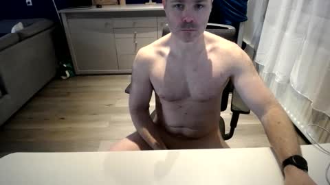 julienneedyou online show from 04-17-26, 05:43