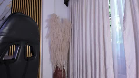 Julien online show from 04-04-26, 11:51