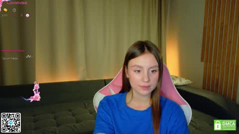 julieqt online show from 11-24-25, 12:32