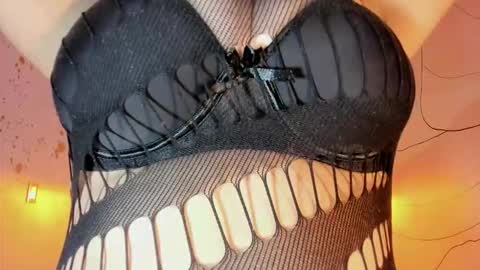 Snapshot of juliet_miller chatting on 02-20-26, 03:36 Juliet online show from 02-20-26, 03:36