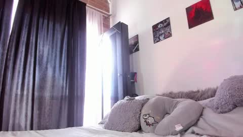 Snapshot of juliet_sourire chatting on 02-07-25, 02:47 juliet_sourire online show from 02-07-25, 02:47