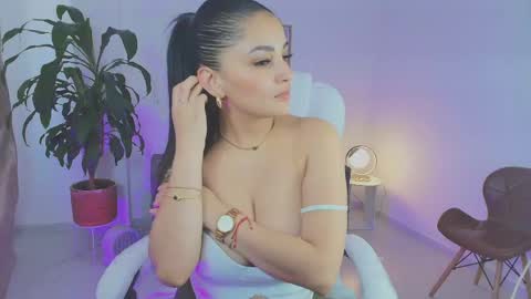 Julieta92  online show from 04-24-26, 09:39