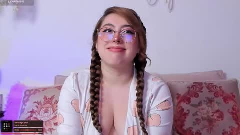 Juli  online show from 11-20-25, 04:23