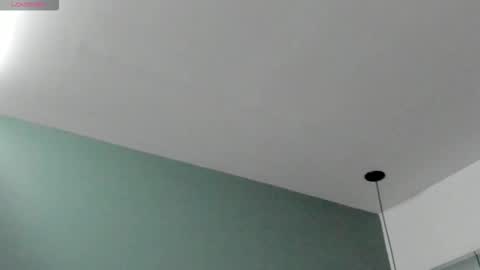 Snapshot of julieta_rose__ chatting on 11-21-25, 06:39 online show from 11-21-25, 06:39