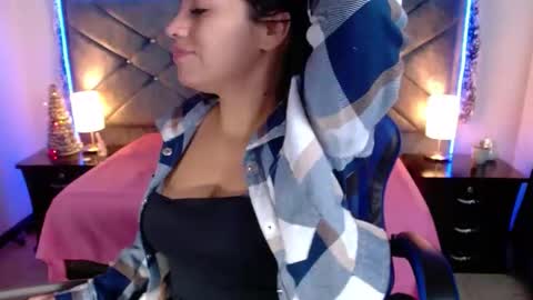 julietacollins06 online show from 12-22-25, 01:41