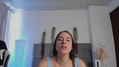 Julieta Snow online show from 04-26-26, 04:26