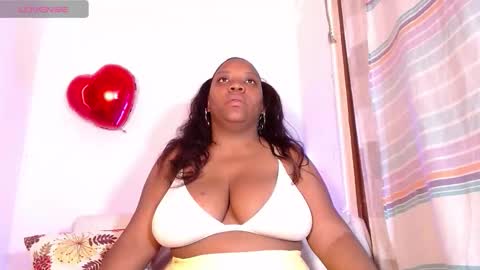 Julieth Brown online show from 11-18-25, 01:00