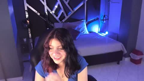 Julieth  online show from 10-04-25, 08:51