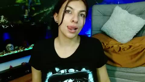    online show from 07-03-26, 09:48