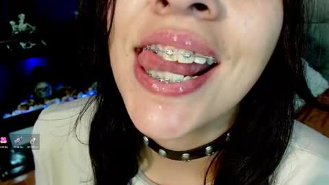    online show from 07-05-26, 09:49