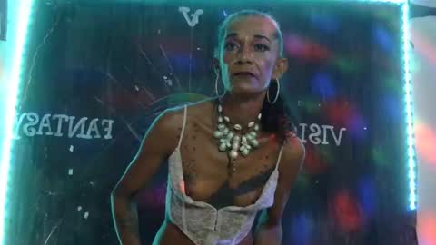 Julieth Wolf online show from 02-03-25, 02:03