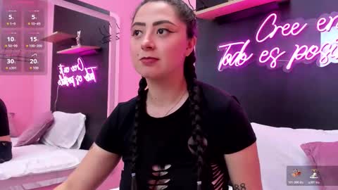 Snapshot of juliethcruz chatting on 12-05-25, 05:42 online show from 12-05-25, 05:42