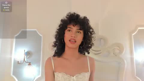 julietta    online show from 07-10-26, 12:19