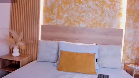 Julieta online show from 02-21-26, 11:55