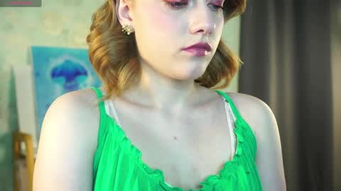 Mia online show from 04-05-26, 03:04