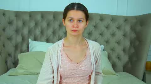 juliettatiffani online show from 06-24-26, 04:22