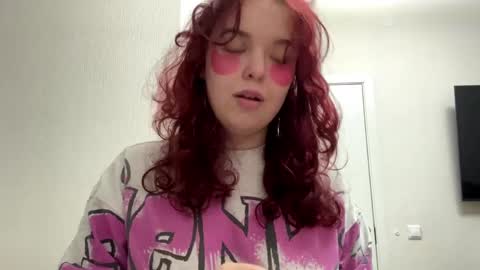 Lily online show from 05-31-26, 12:01