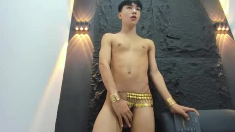 Snapshot of julii_rico chatting on 05-04-26, 03:35 JULI online show from 05-04-26, 03:35